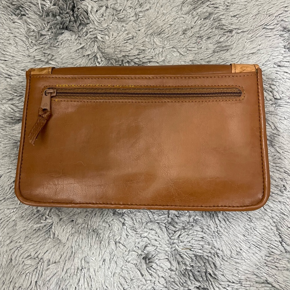Wallet/Crossbody - Picture 6 of 6